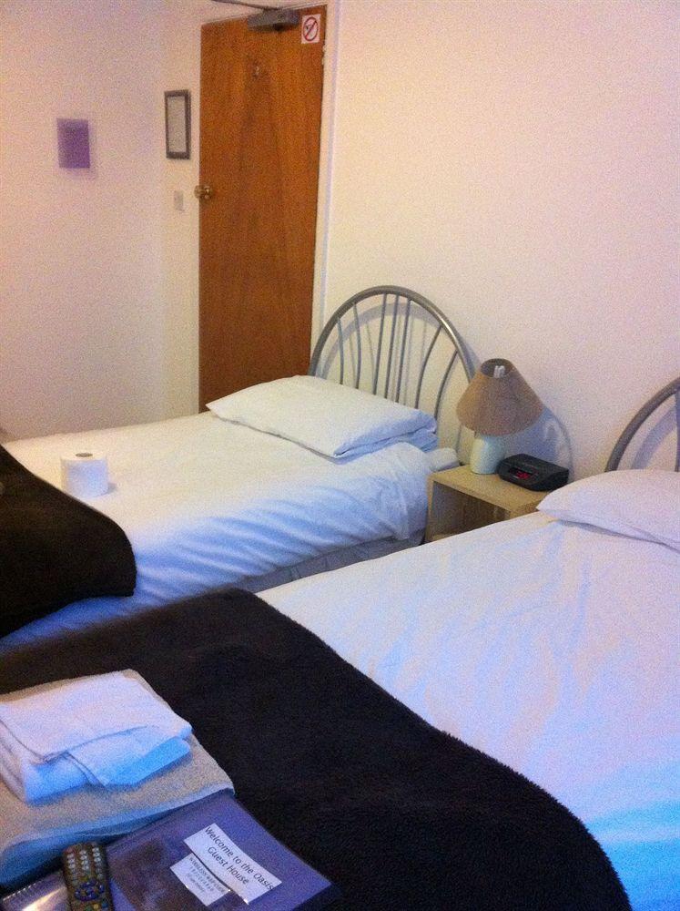 Hotel Oasis House Falmouth Esterno foto